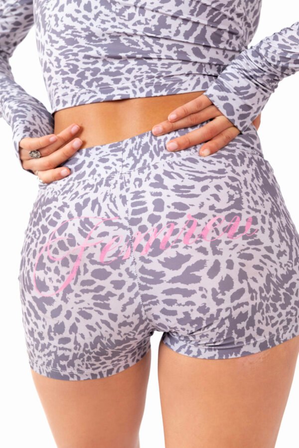 HOT KITTY SHORT